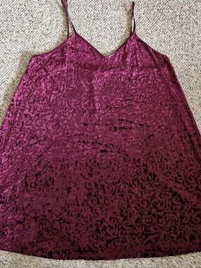 Intimates Lane Byrant Velvet Burnout Nightgown Size 18/20